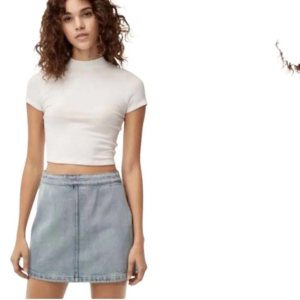 Aritzia Wilfred Free donyale denim A-line skirt size 8